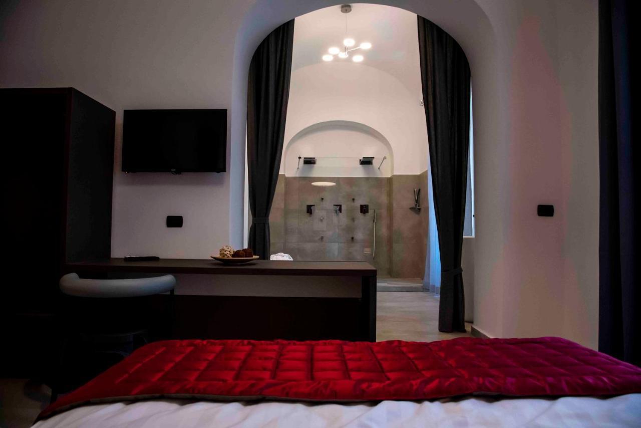 Bespoke Roma Suites Екстер'єр фото