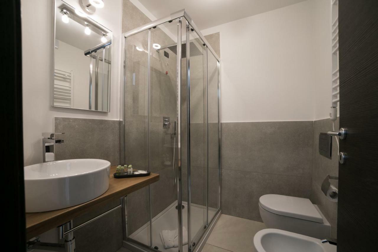 Bespoke Roma Suites Екстер'єр фото